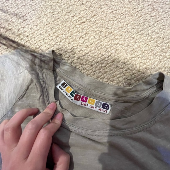 Zara t-shirt - Picture 2 of 3